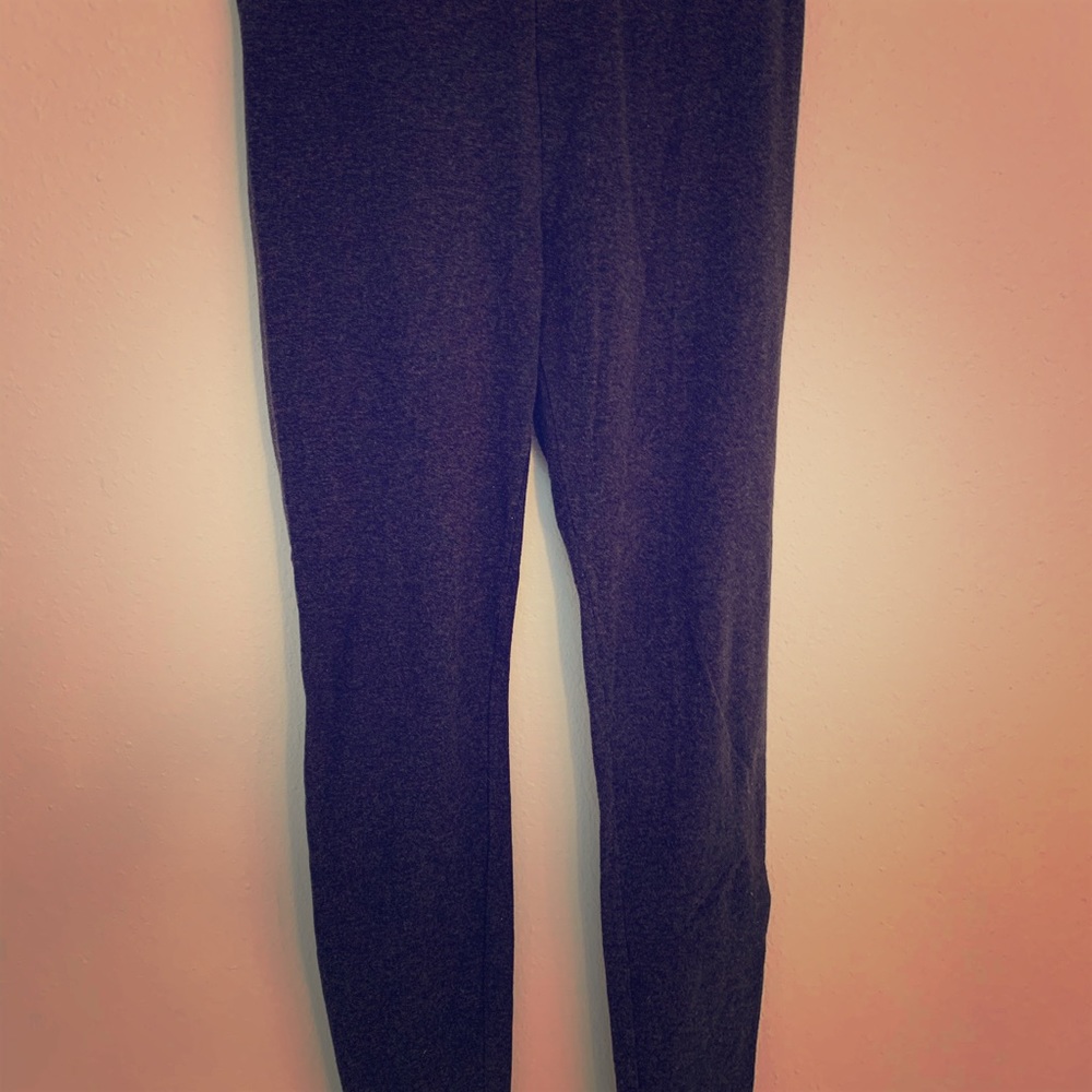 Gray leggings